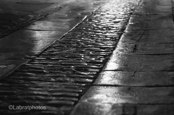 Kendal Street at night
